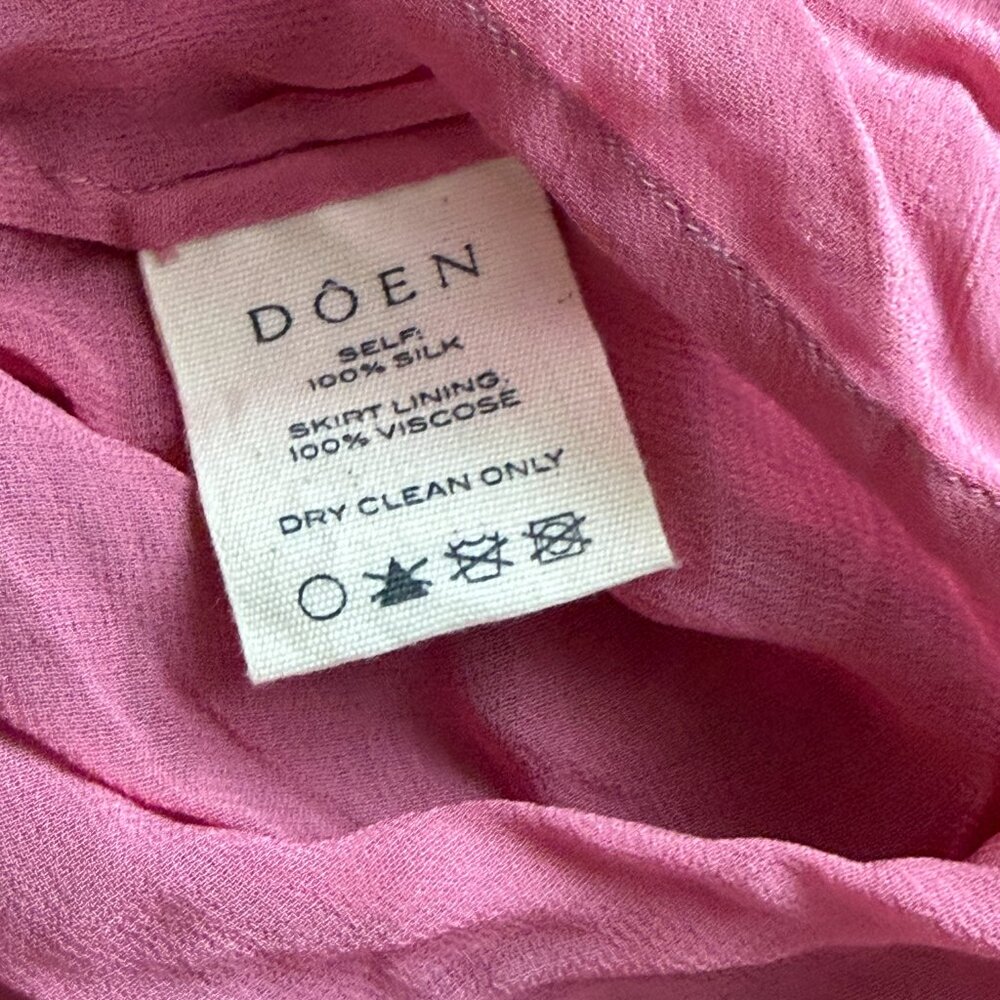 Doen Antoinette Dress in Carnation Garden Bloom - XS, 100% Silk - Picture 4 of 11